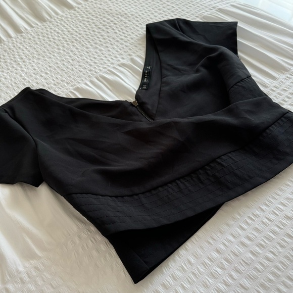 Zara Basic Collection Black cross cross Wrap cropped top size medium - Picture 7 of 9
